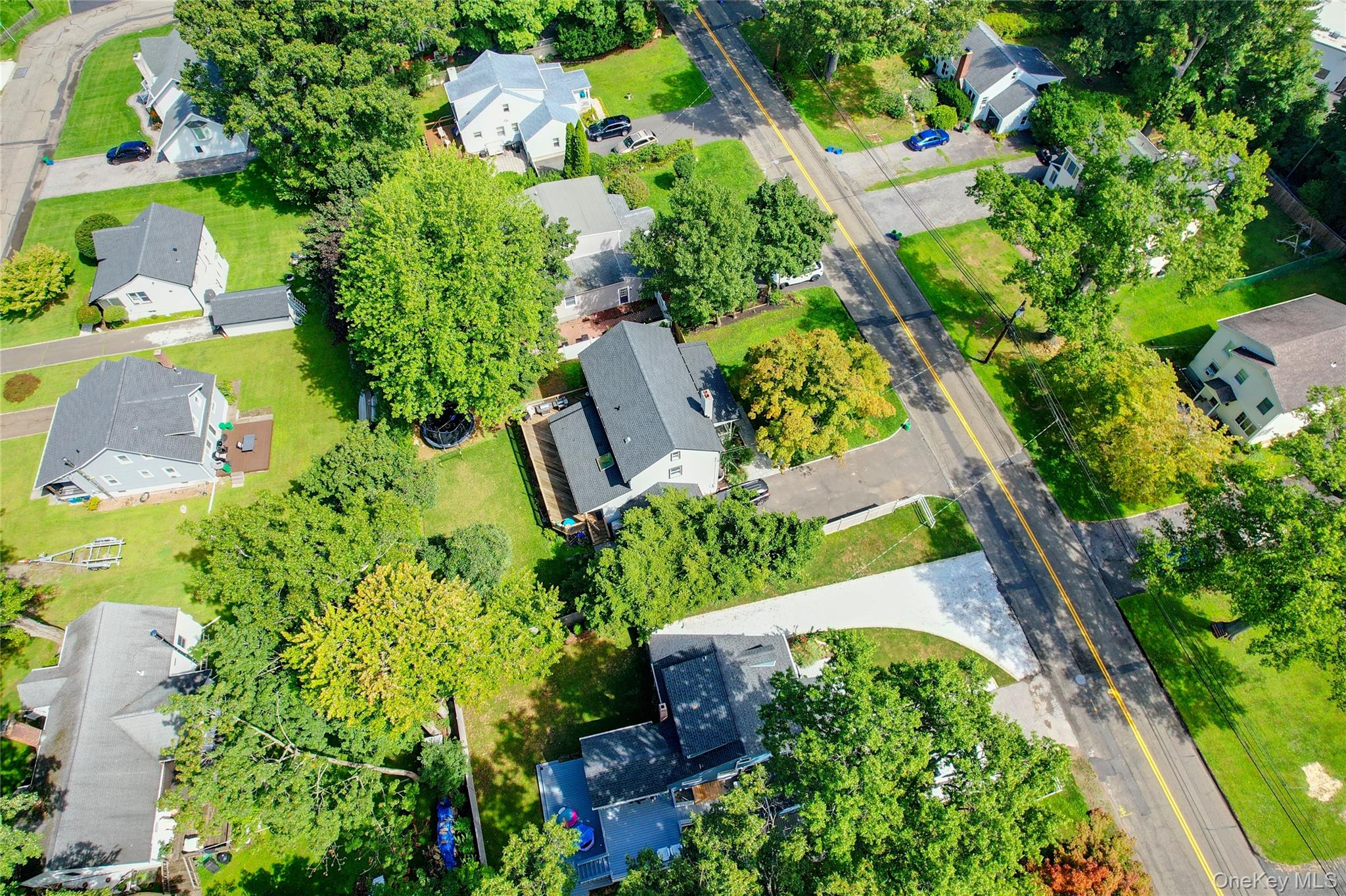 35 Grandview Avenue – For Sale photo 3