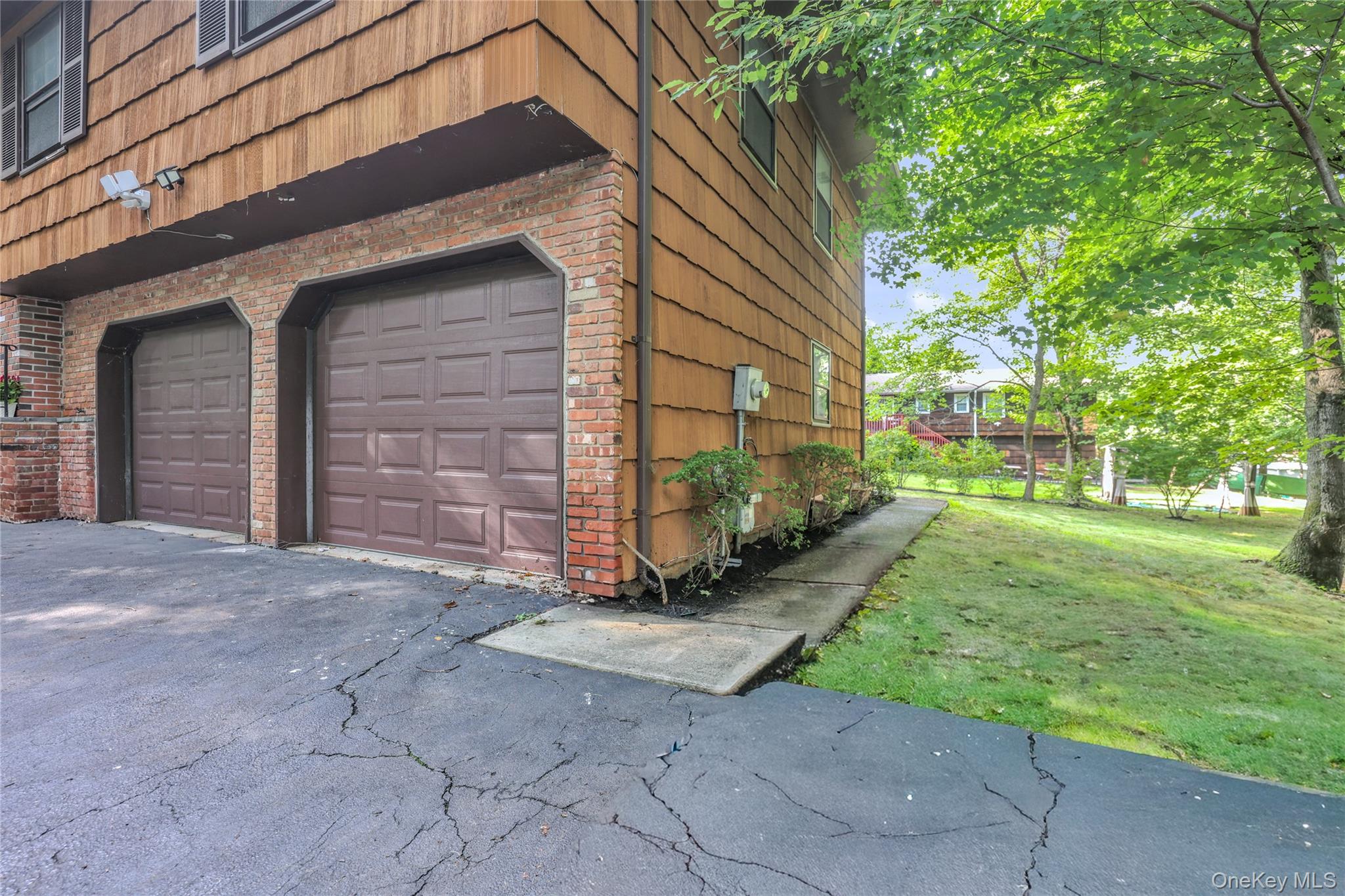 6 Arrow Lane – For Sale photo 7