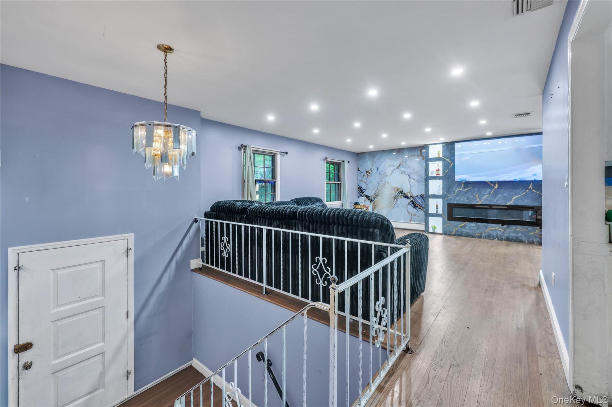 6 Arrow Lane – For Sale photo 4