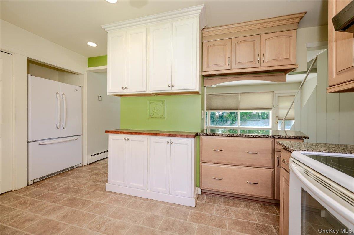 162 Twin Lane N – For Sale photo 4