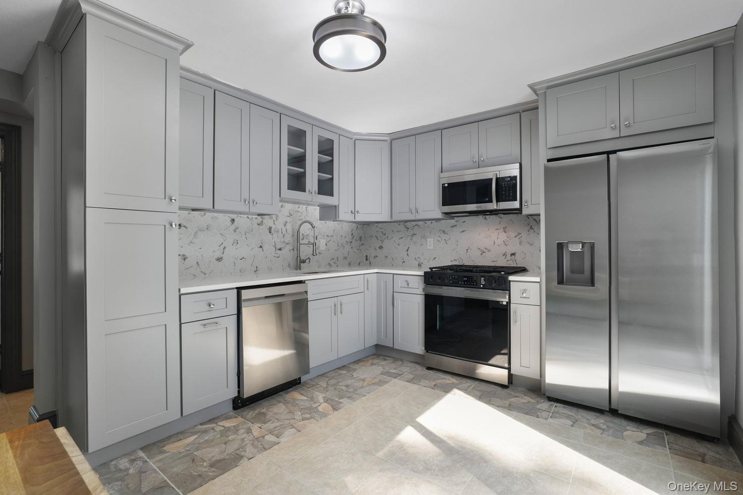 99 Ontario Street – For Sale photo 4