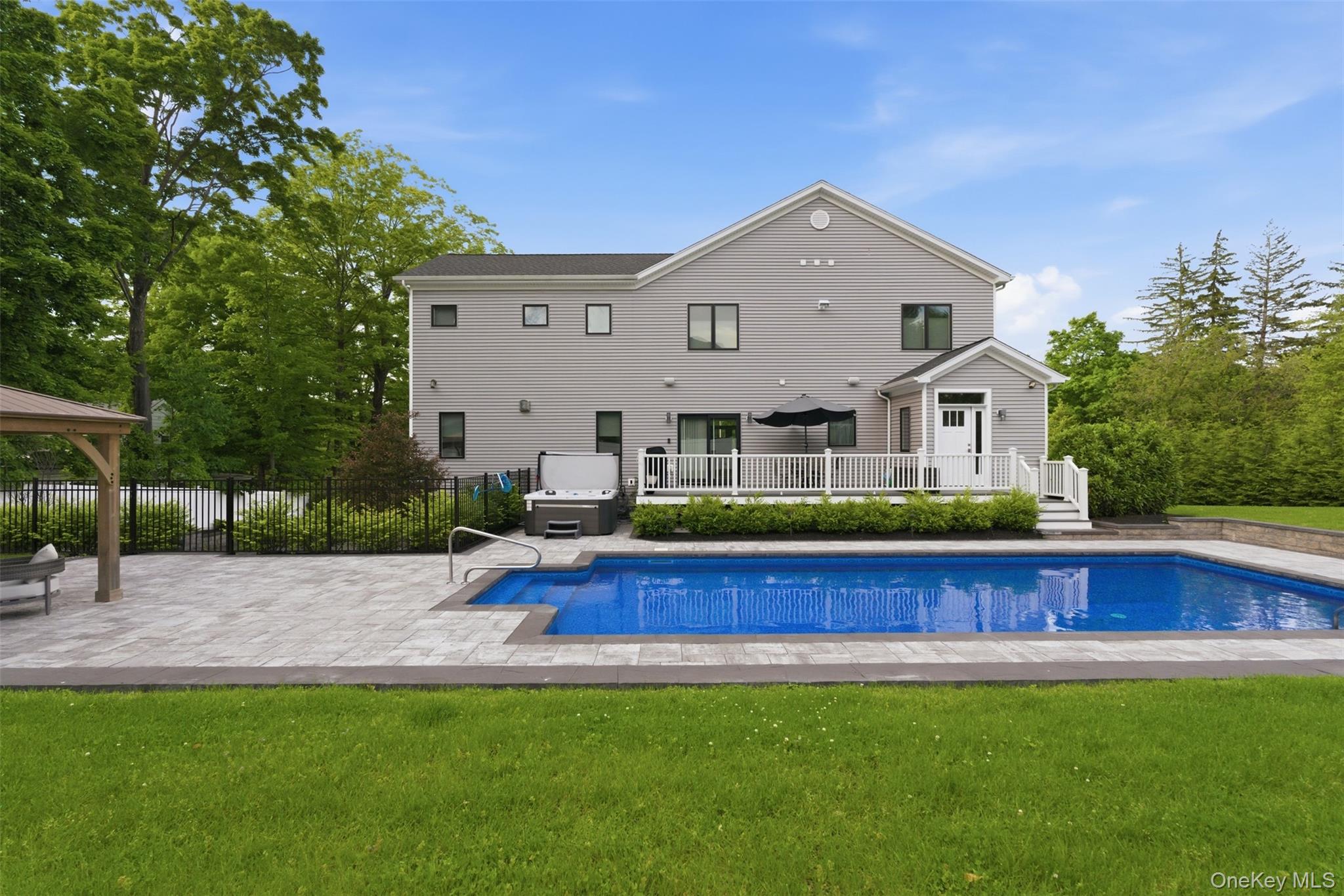 75 Campbell Avenue – For Sale photo 44