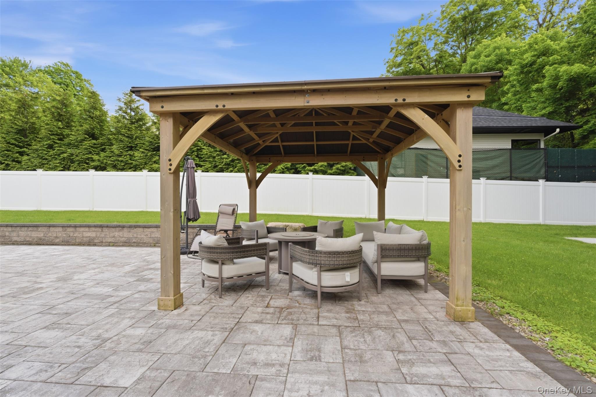 75 Campbell Avenue – For Sale photo 46
