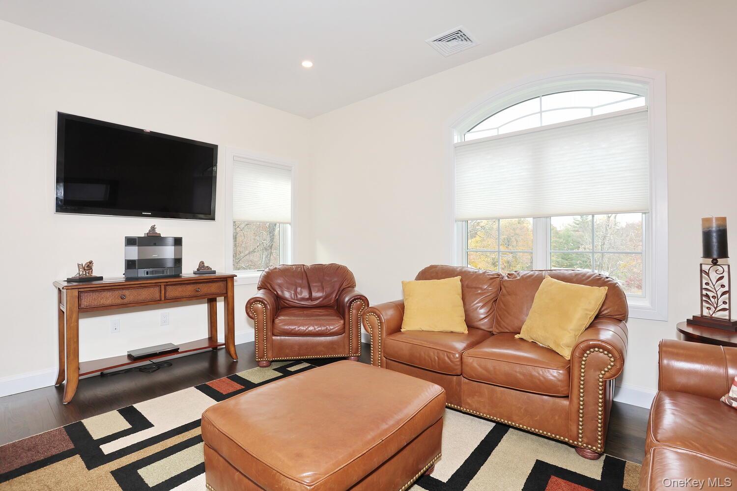 75 Campbell Avenue – For Sale photo 36