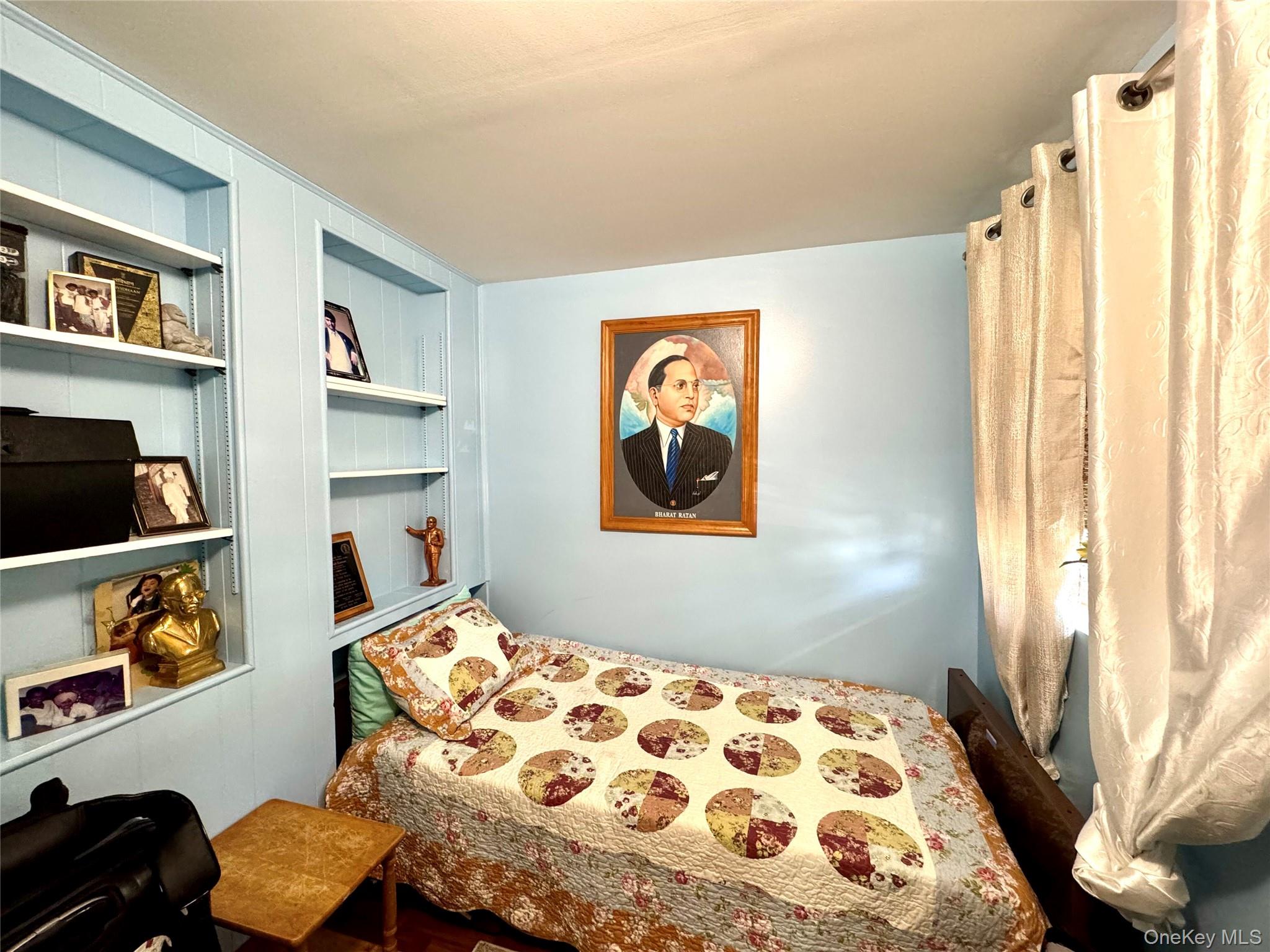 25-18 82nd Street – For Sale photo 6