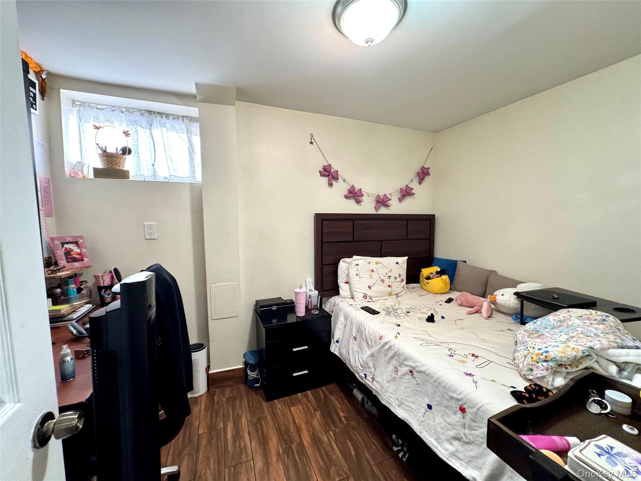 25-18 82nd Street – For Sale photo 12