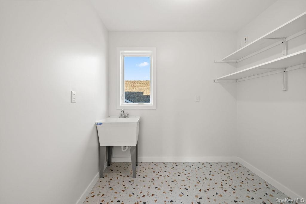 466 W Central Avenue, Unit 212 photo 35