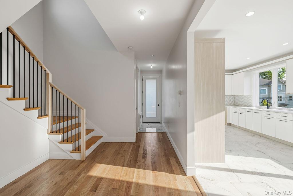 466 W Central Avenue, Unit 212 photo 4