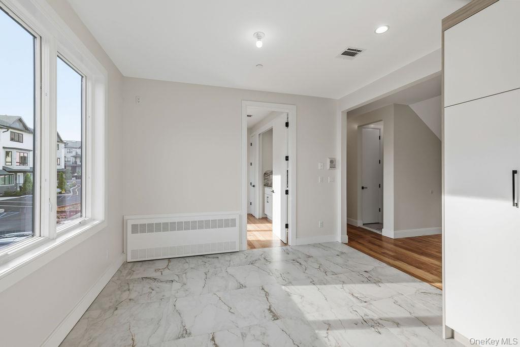 466 W Central Avenue, Unit 212 photo 6