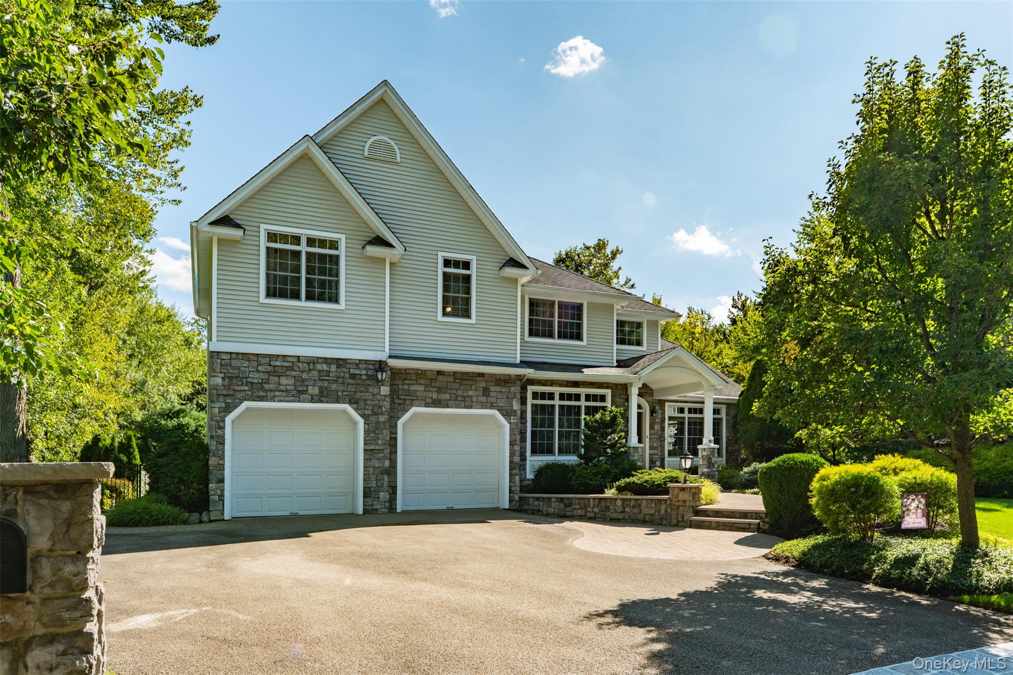 182 Elizabeth Street – For Sale photo 35