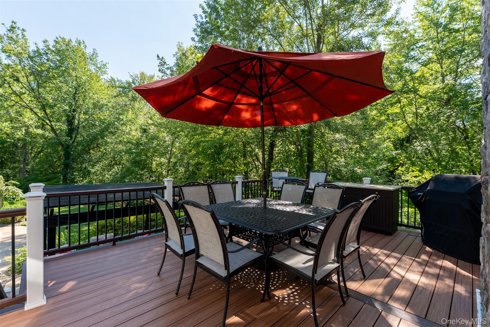 182 Elizabeth Street – For Sale photo 31