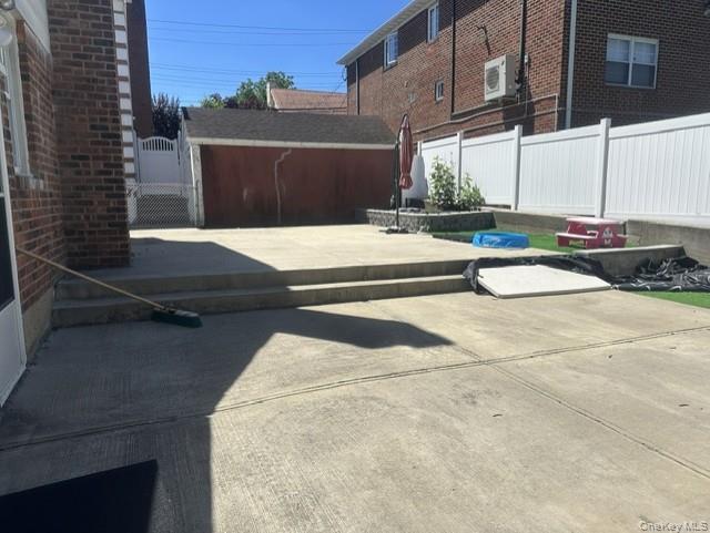 28-52 215th Place – For Rent photo 13