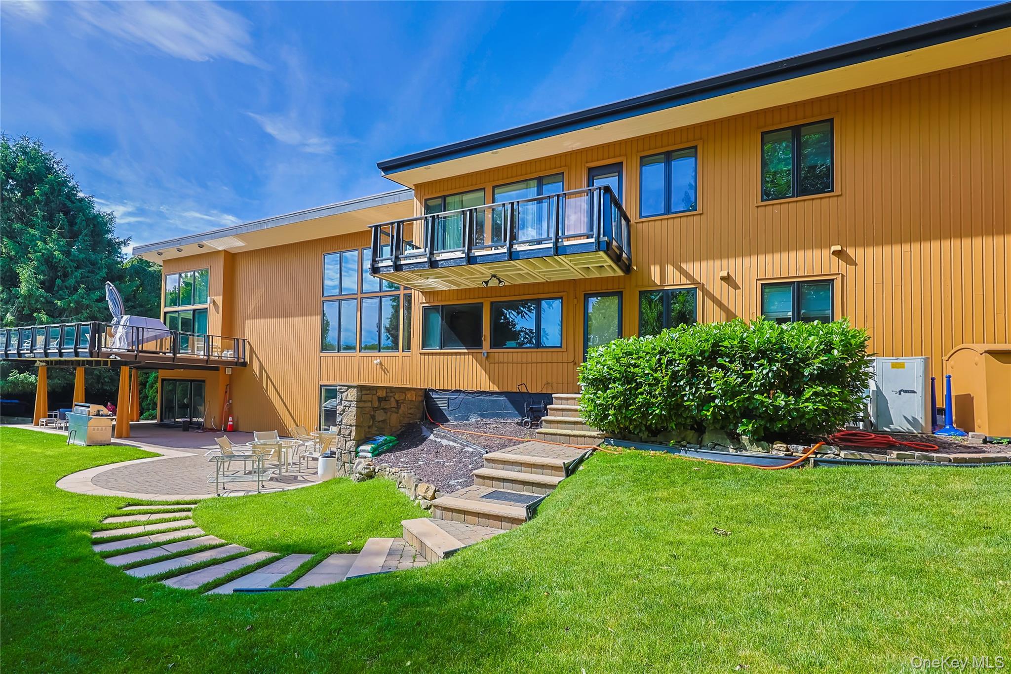 21 Lake Rd – For Sale photo 13