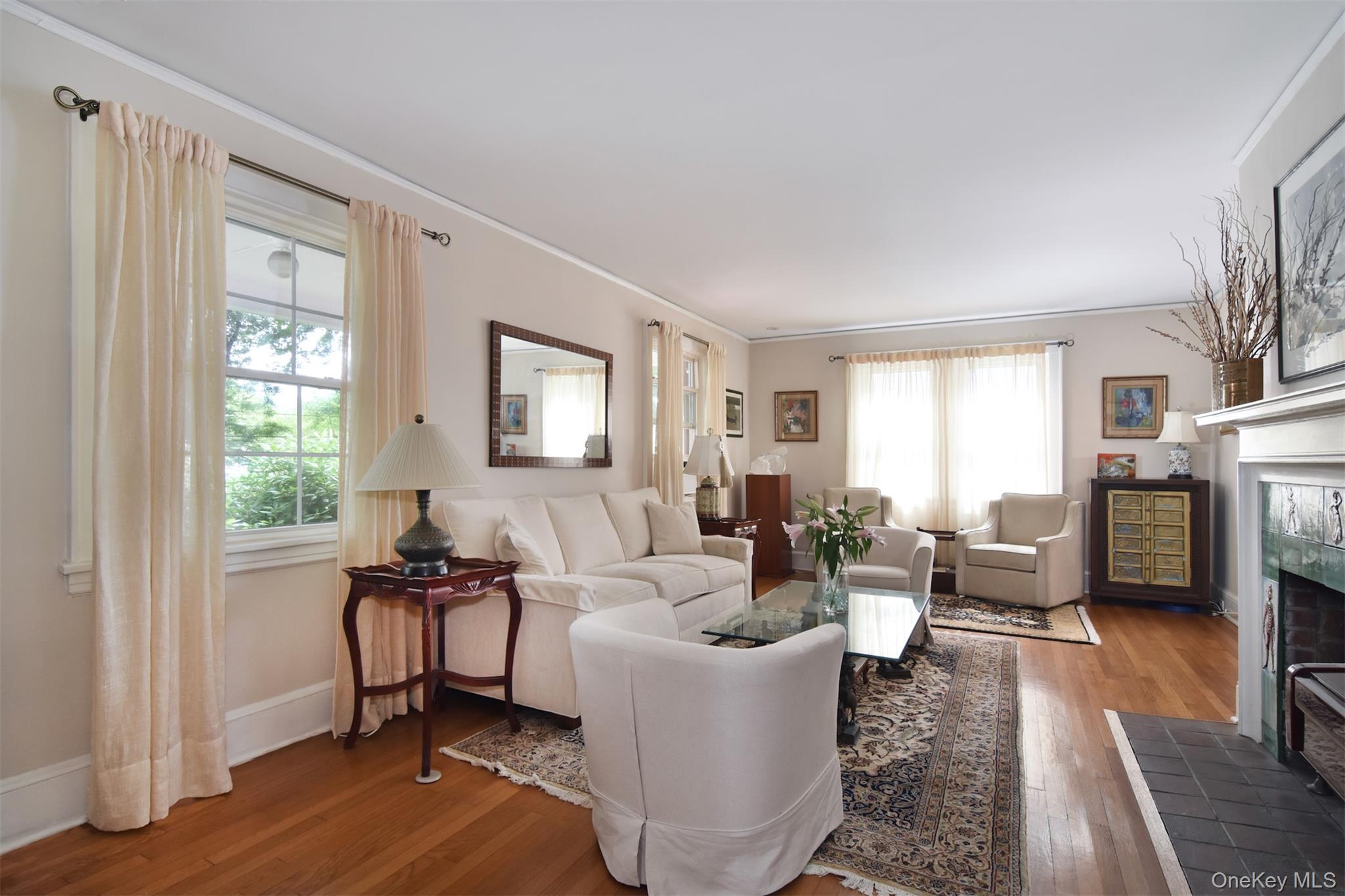 579 Manor Lane – For Sale photo 5