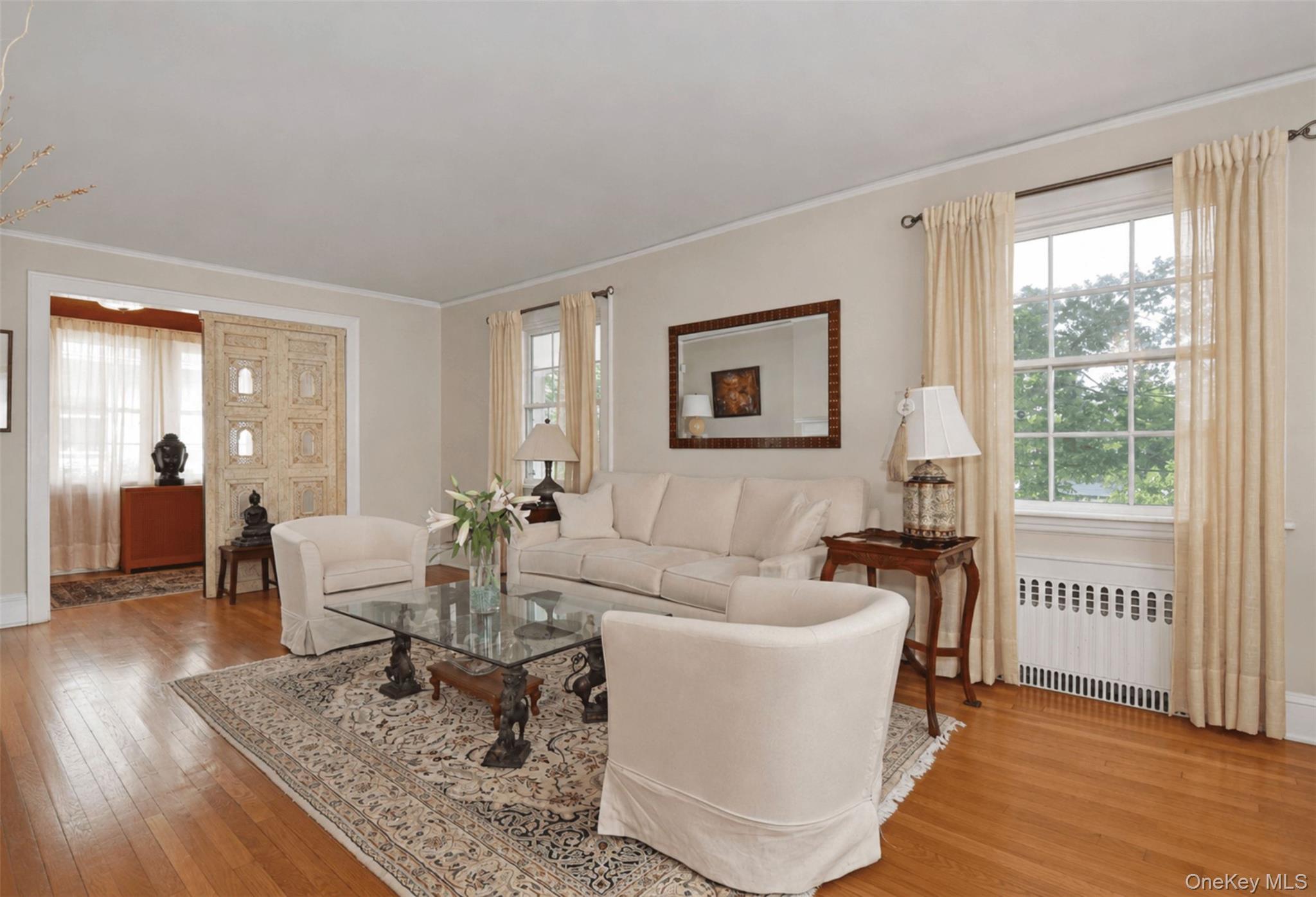 579 Manor Lane – For Sale photo 4