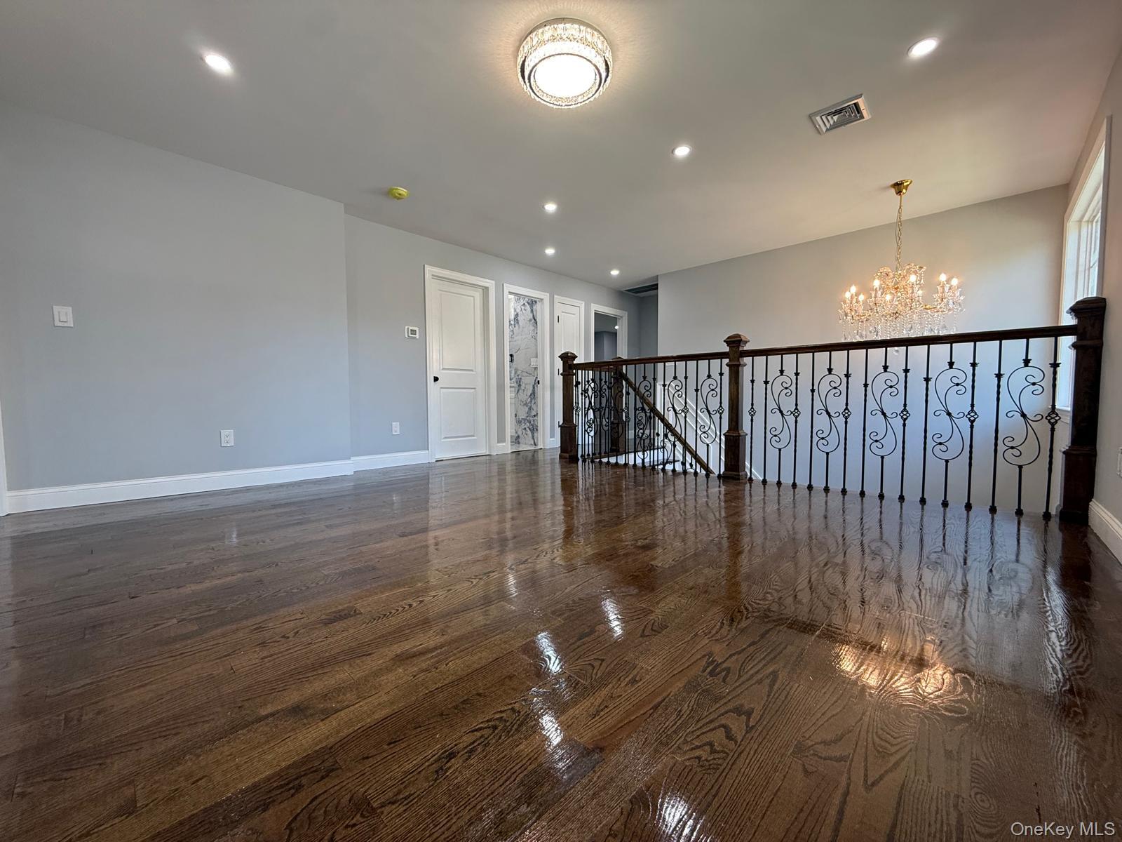 438 Von Elm Avenue – For Sale photo 22