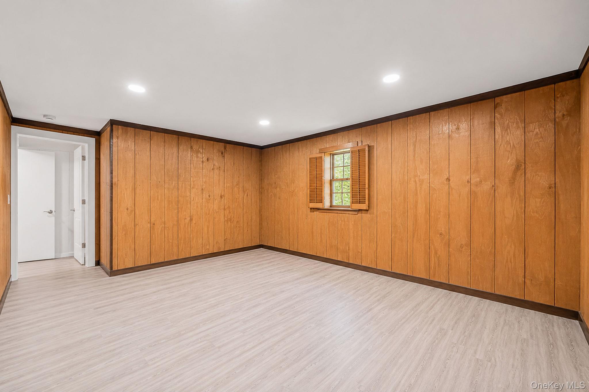 136 Woodhull Road – For Sale photo 19