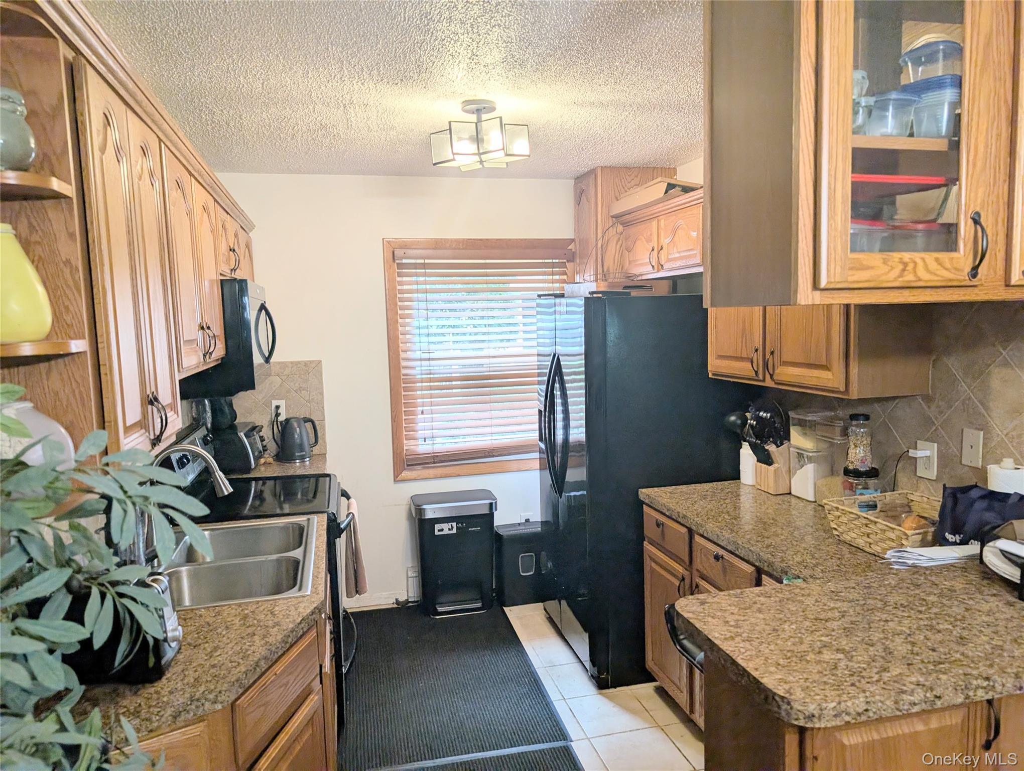 130 Glenwood Avenue, Unit 87 photo 3