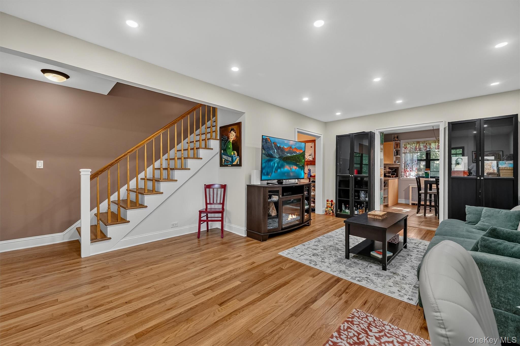 1243 California Road, Unit 2R photo 8