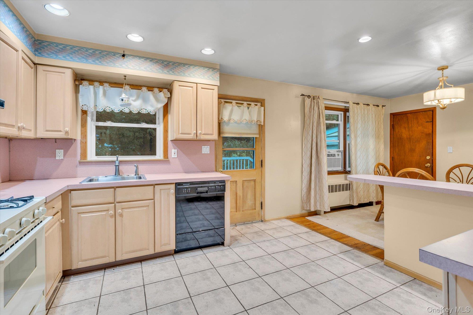 89 E 25th Street – For Sale photo 28