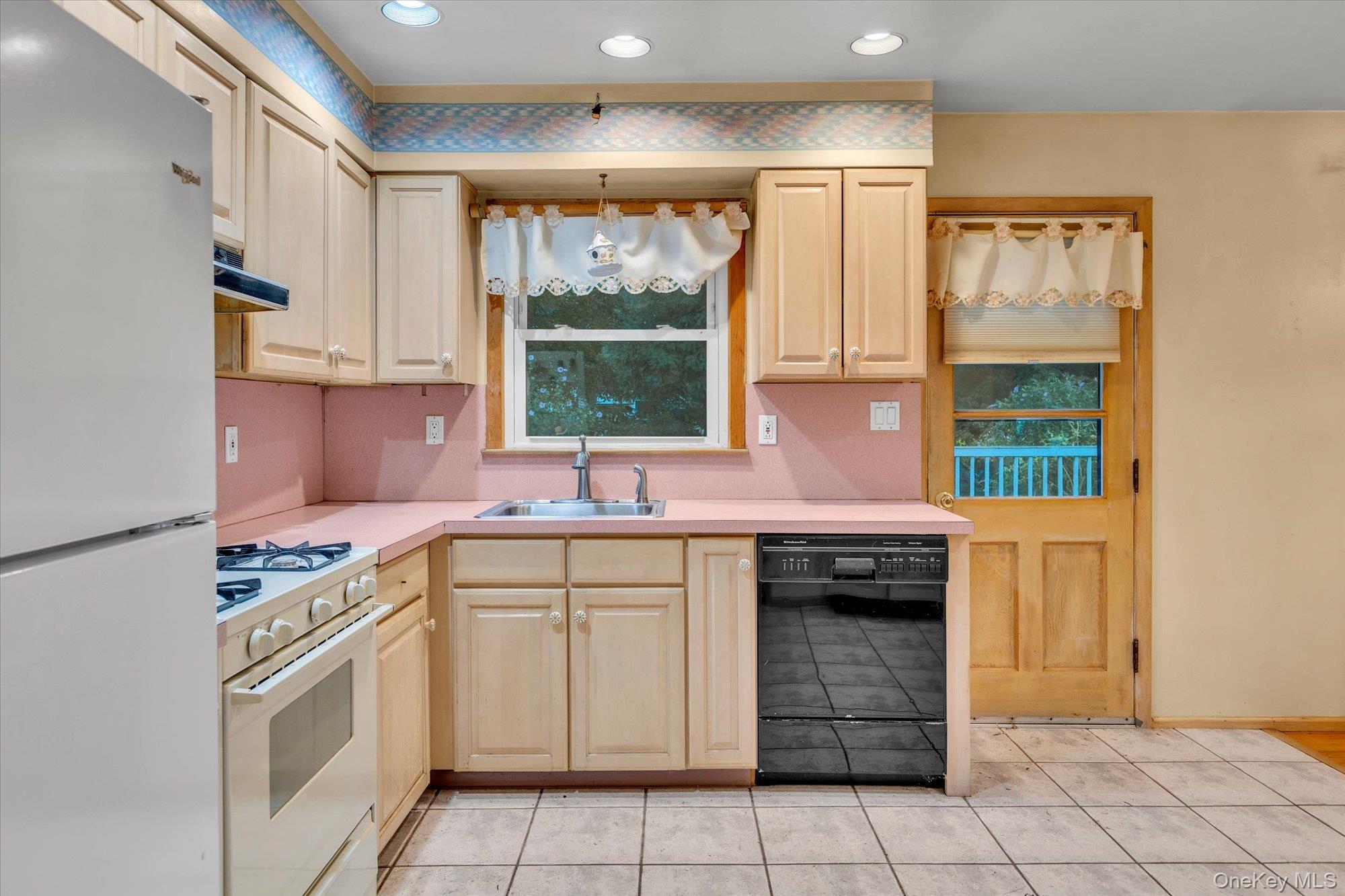 89 E 25th Street – For Sale photo 27