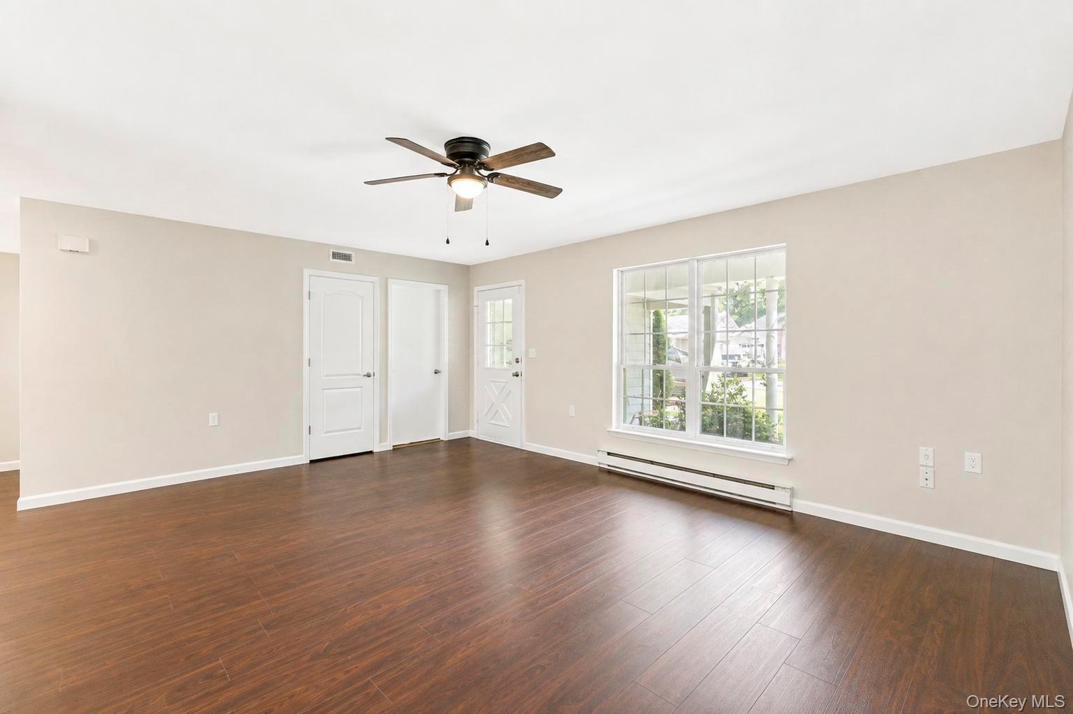 232 Belfast Lane – For Sale photo 5