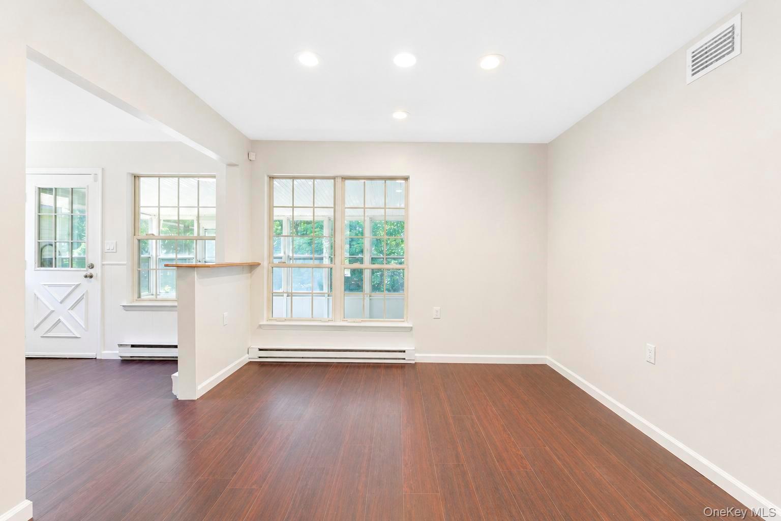 232 Belfast Lane – For Sale photo 6