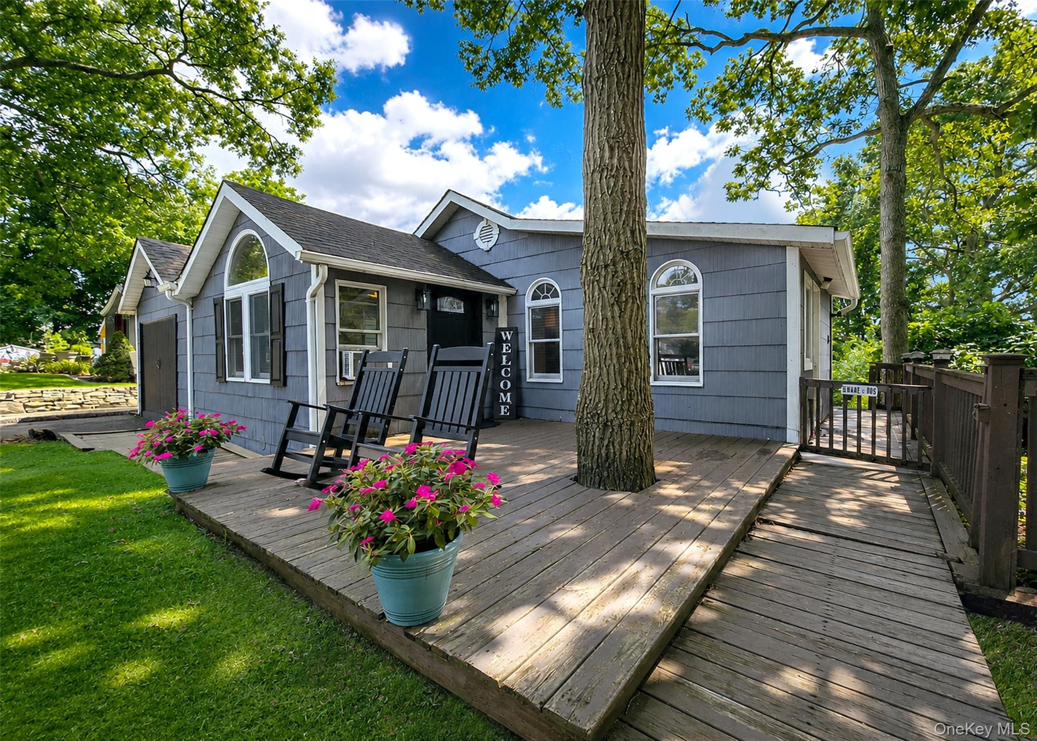 18 Oceanview Avenue – For Sale photo 2