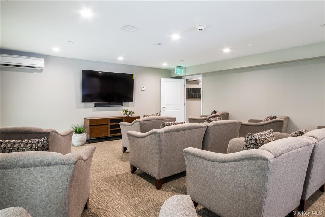 40 Jackson Avenue, Unit 3D photo 29