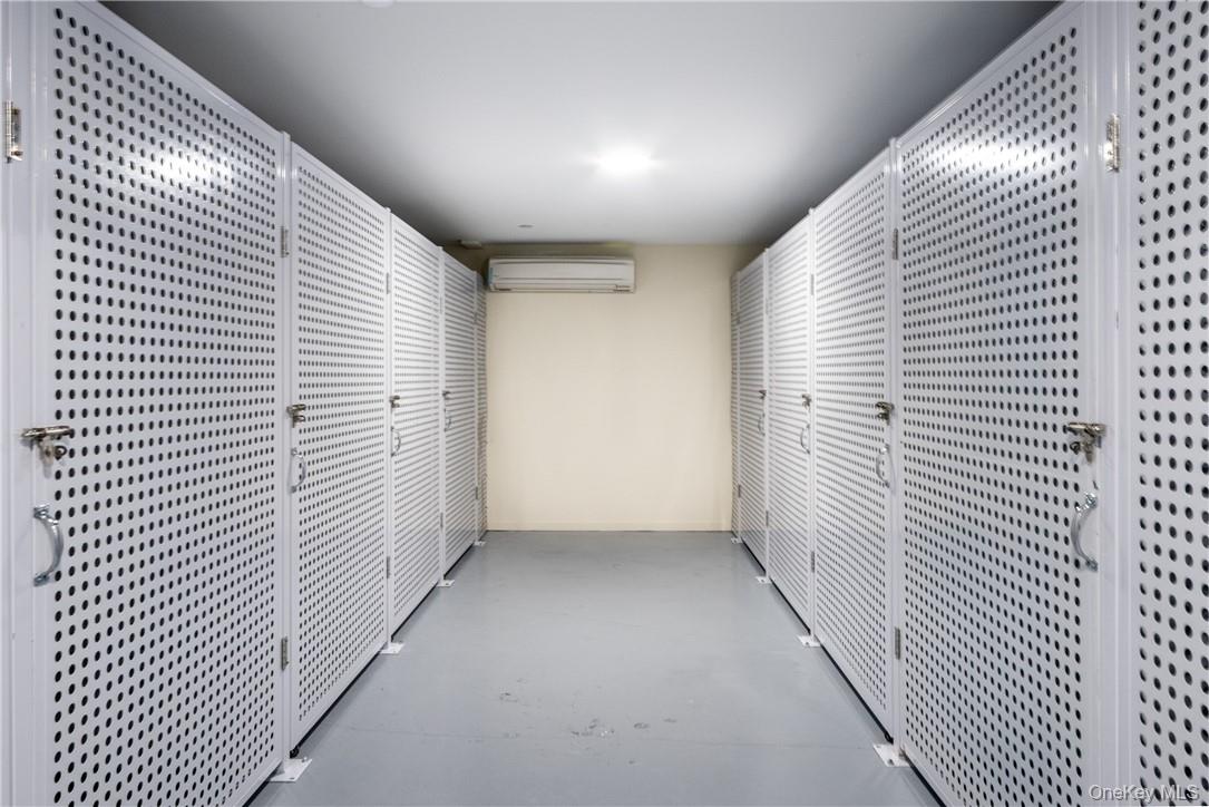 40 Jackson Avenue, Unit 3D photo 36