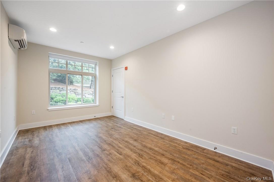 40 Jackson Avenue, Unit 3D photo 17