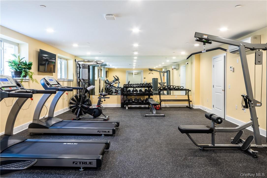 40 Jackson Avenue, Unit 3D photo 25