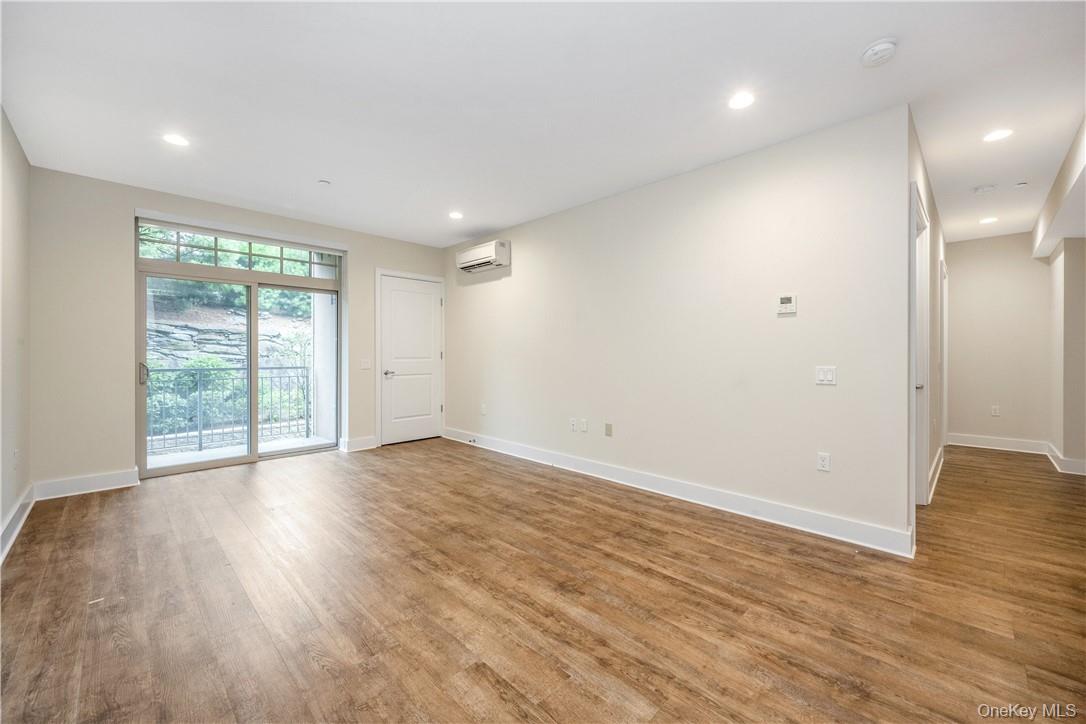 40 Jackson Avenue, Unit 3D photo 12