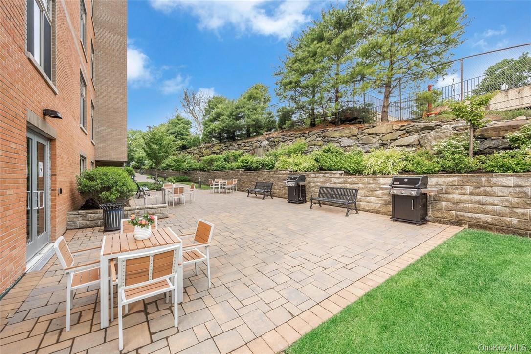 40 Jackson Avenue, Unit 3D photo 35
