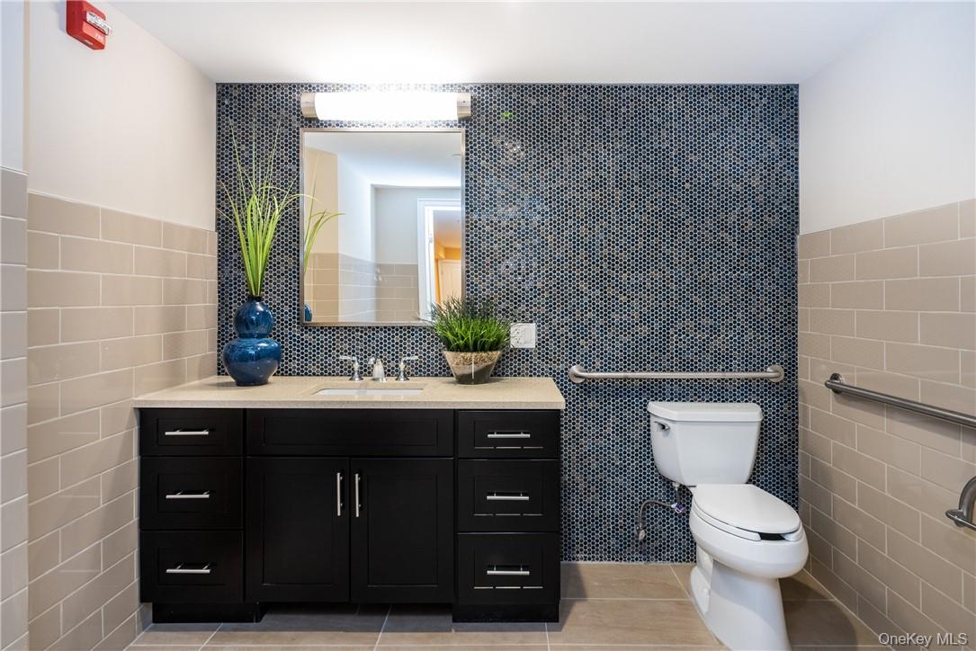 40 Jackson Avenue, Unit 3D photo 27