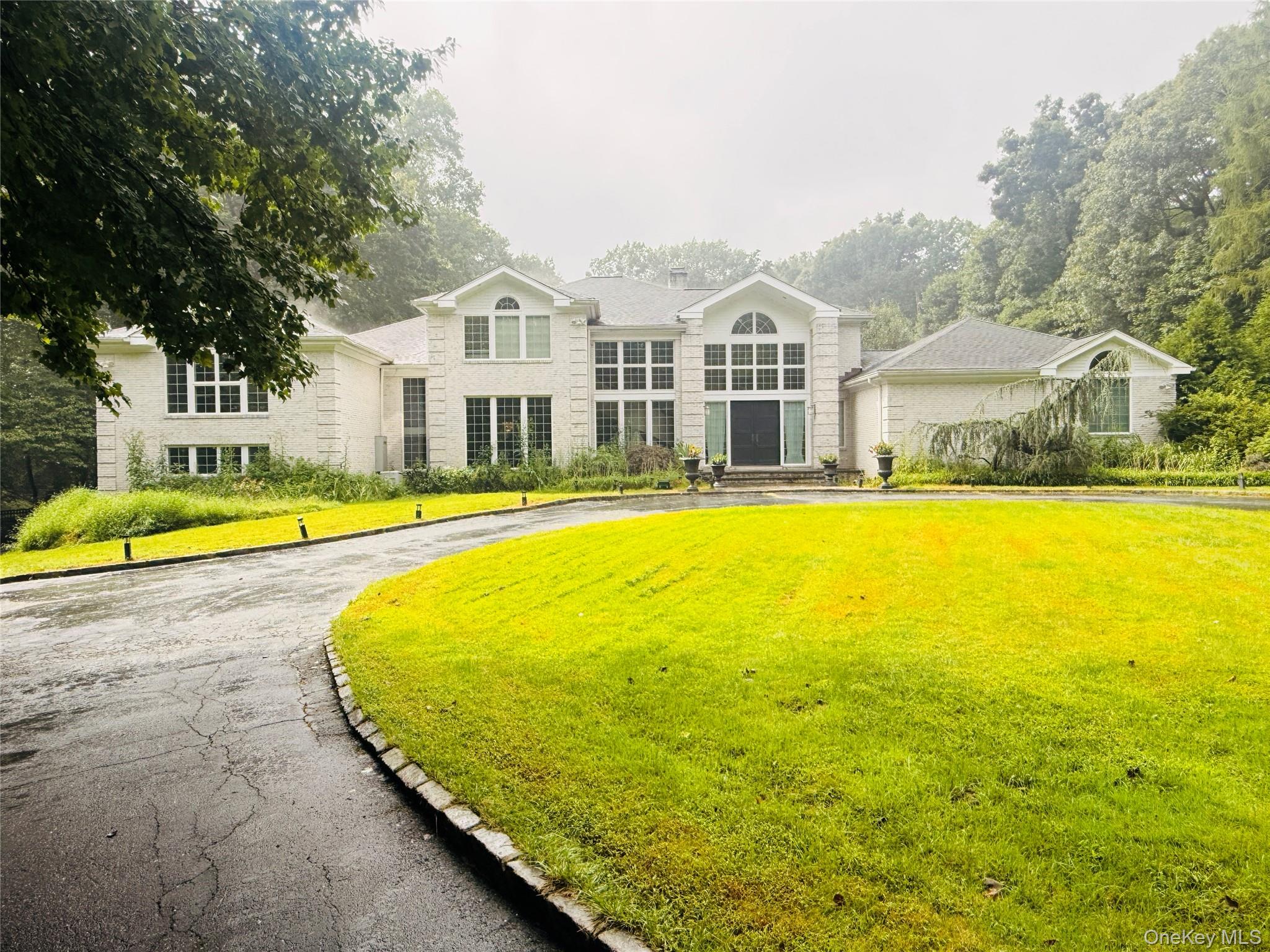 22 Evans Drive – For Sale