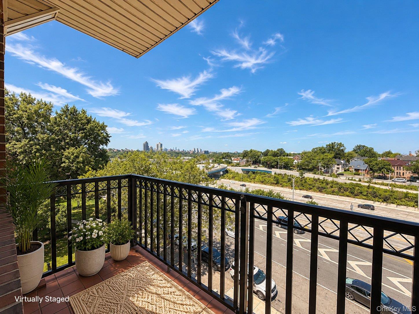 135-46 Grand Central Parkway, Unit 4C photo 3
