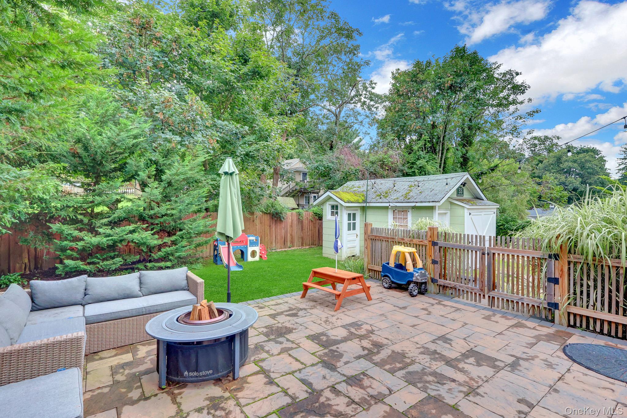 33 Aloma Road – For Sale photo 28
