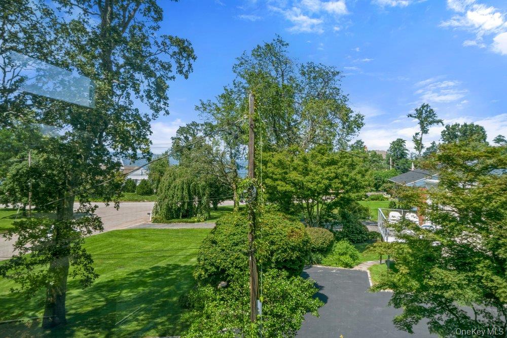 6 Shell Drive – For Sale photo 2