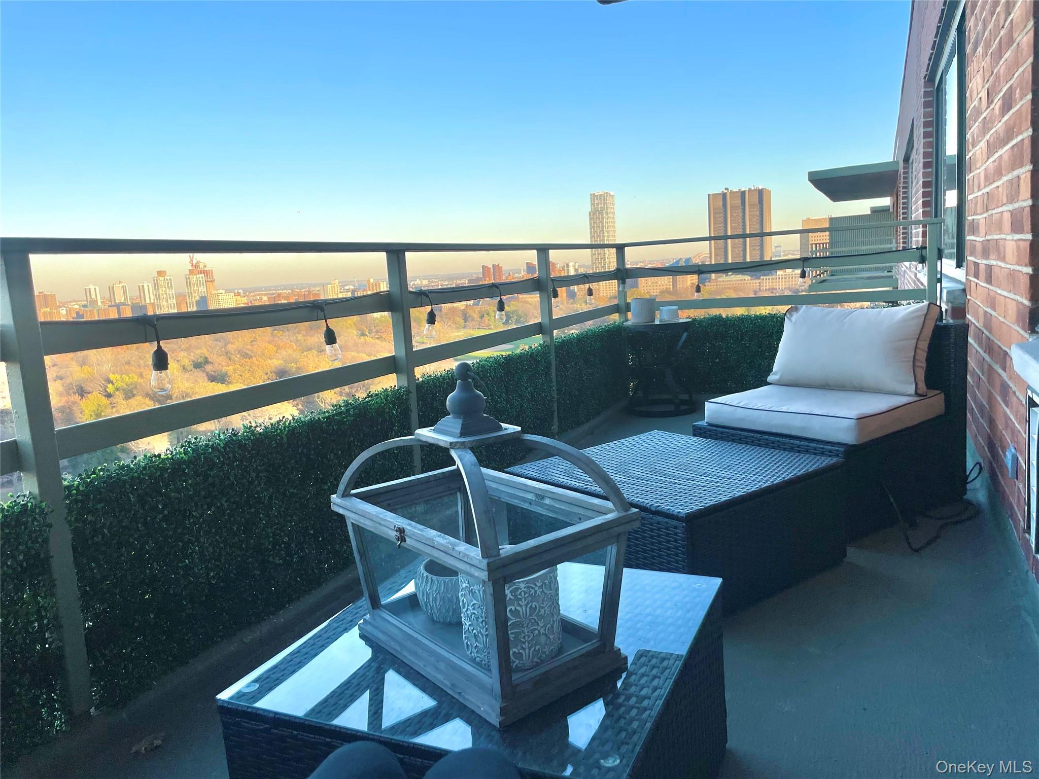 372 Central Park West, Unit 20K photo 4
