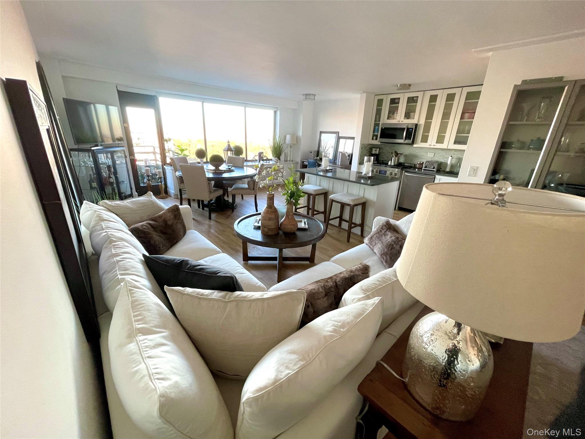372 Central Park West, Unit 20K photo 3