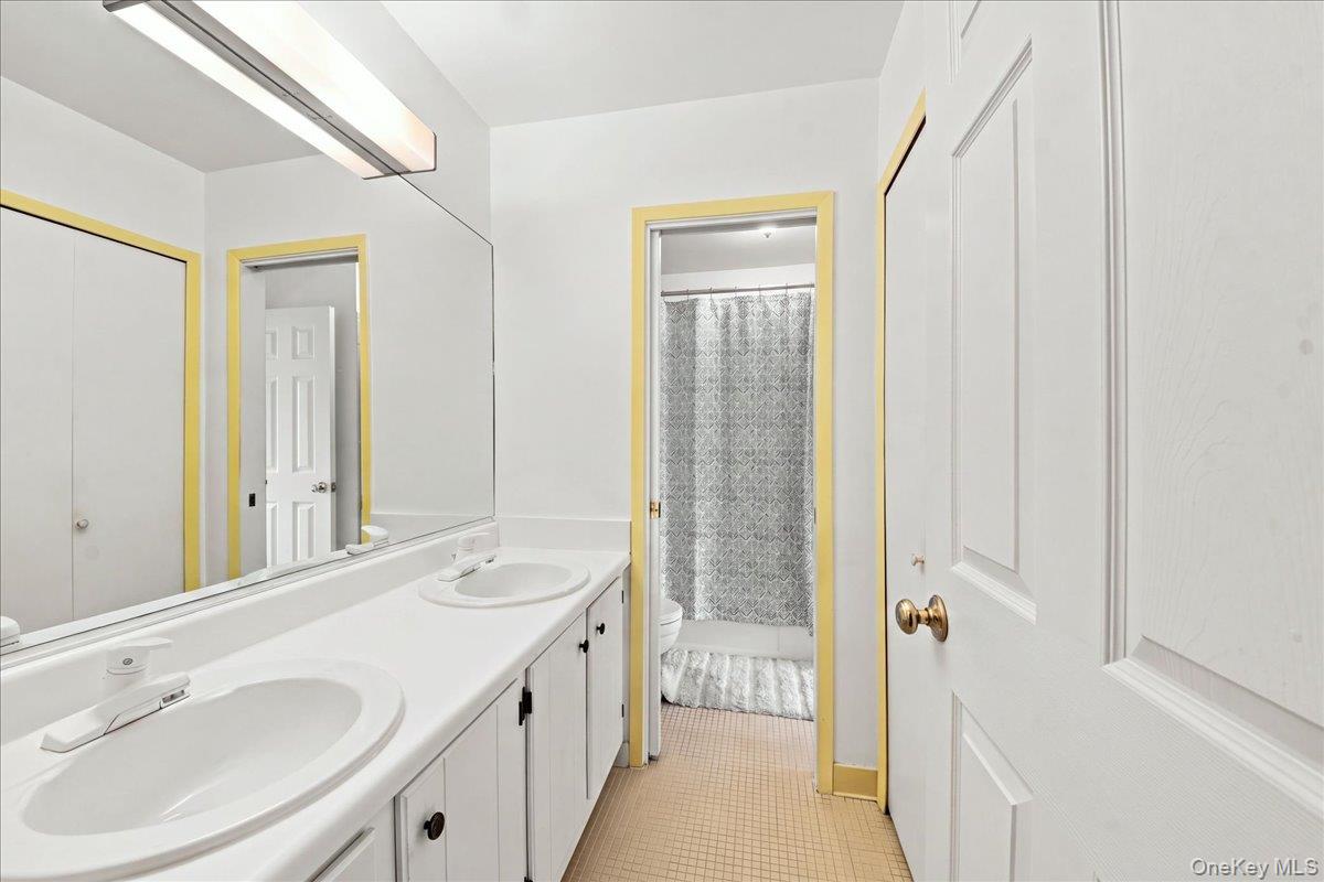 50 Dr, Unit 50 photo 17