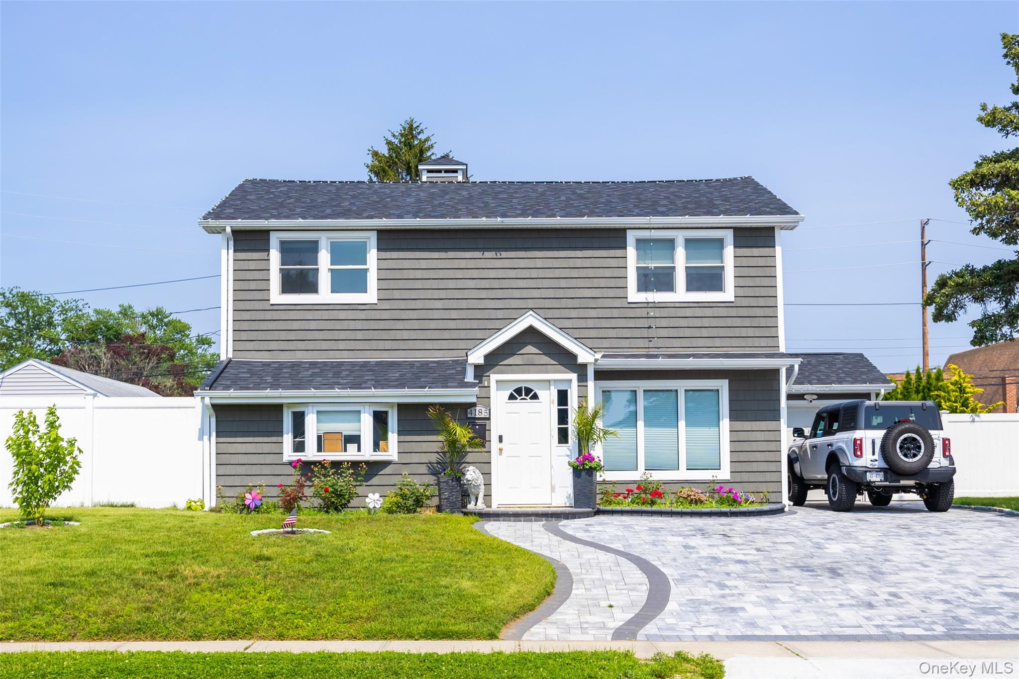 4185 Harriet Road – For Sale