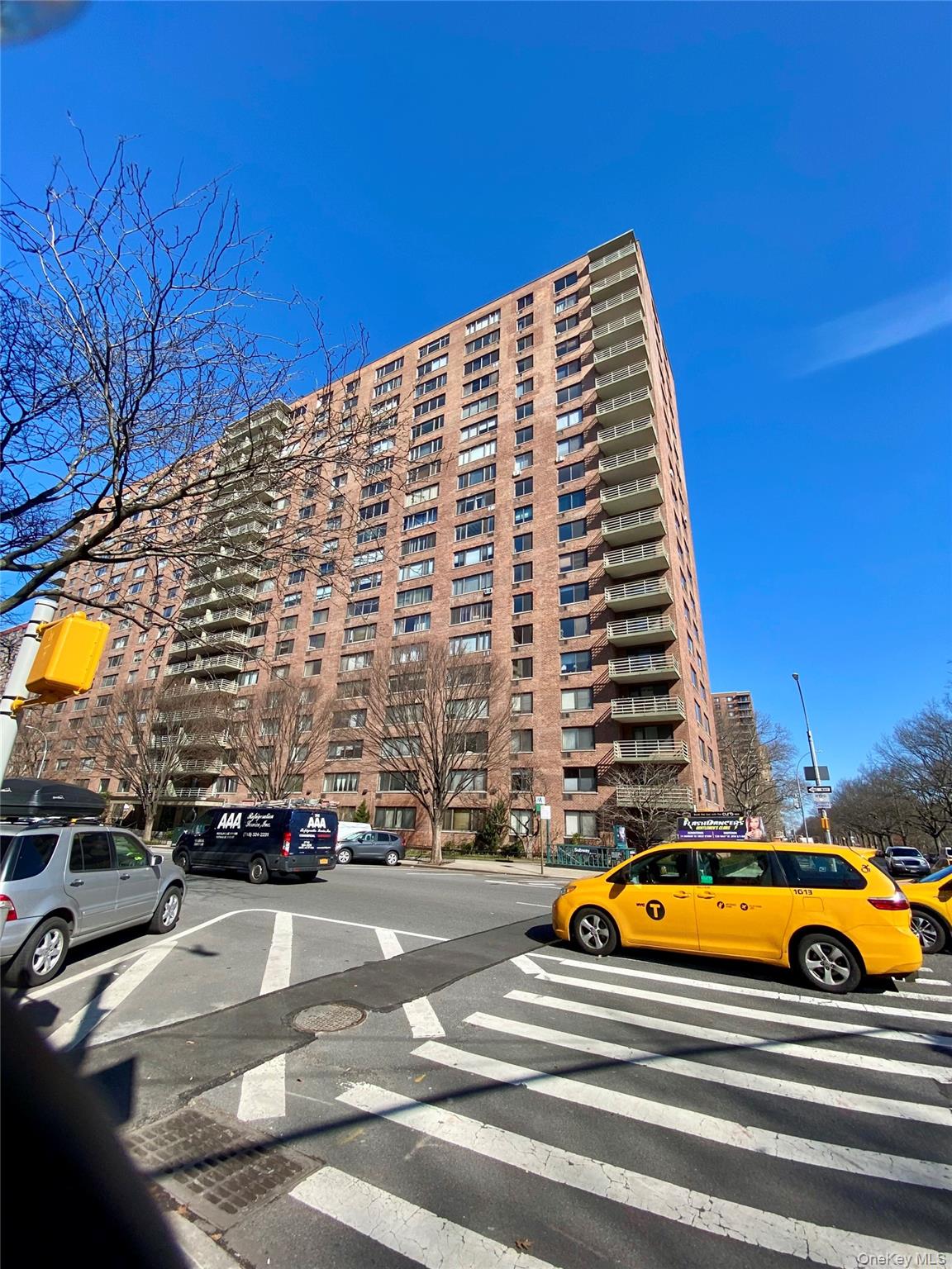 372 Central Park West, Unit 20L photo 3