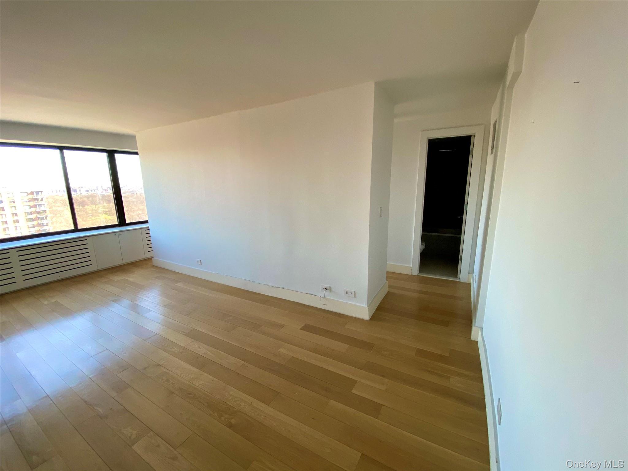 372 Central Park West, Unit 20L photo 4