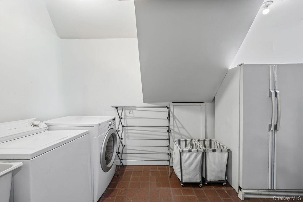 44 Palisades Court – For Rent photo 27