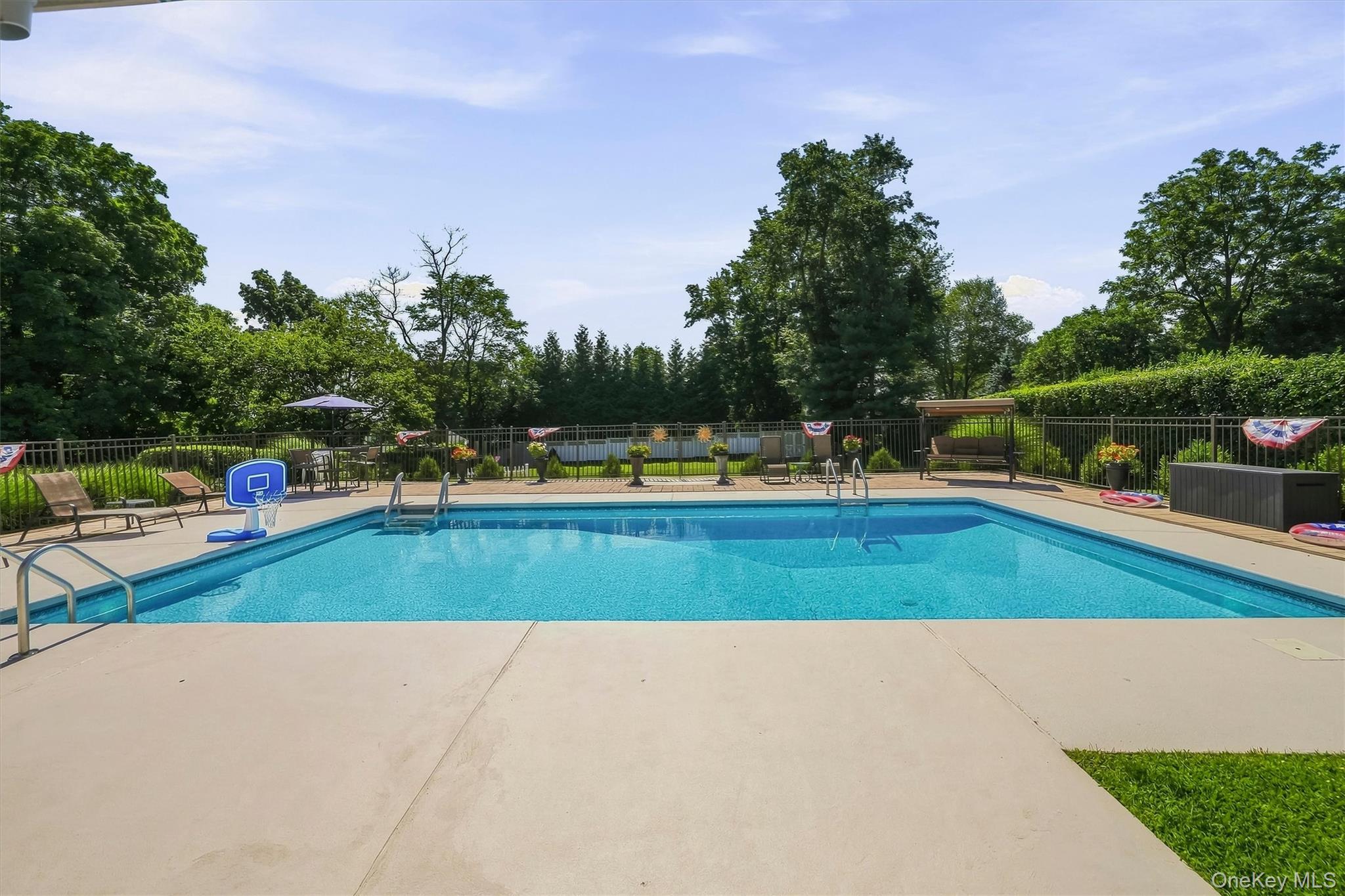 53 Greenwood Lane – For Sale photo 39