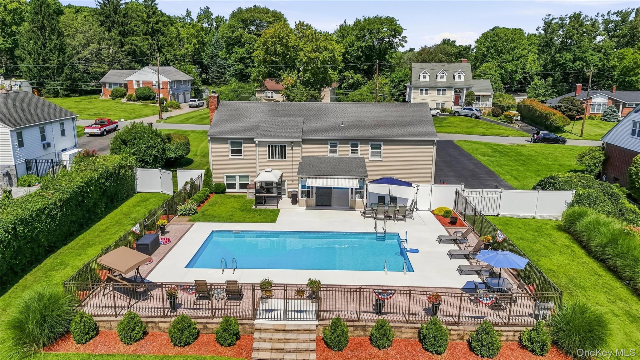 53 Greenwood Lane – For Sale photo 46
