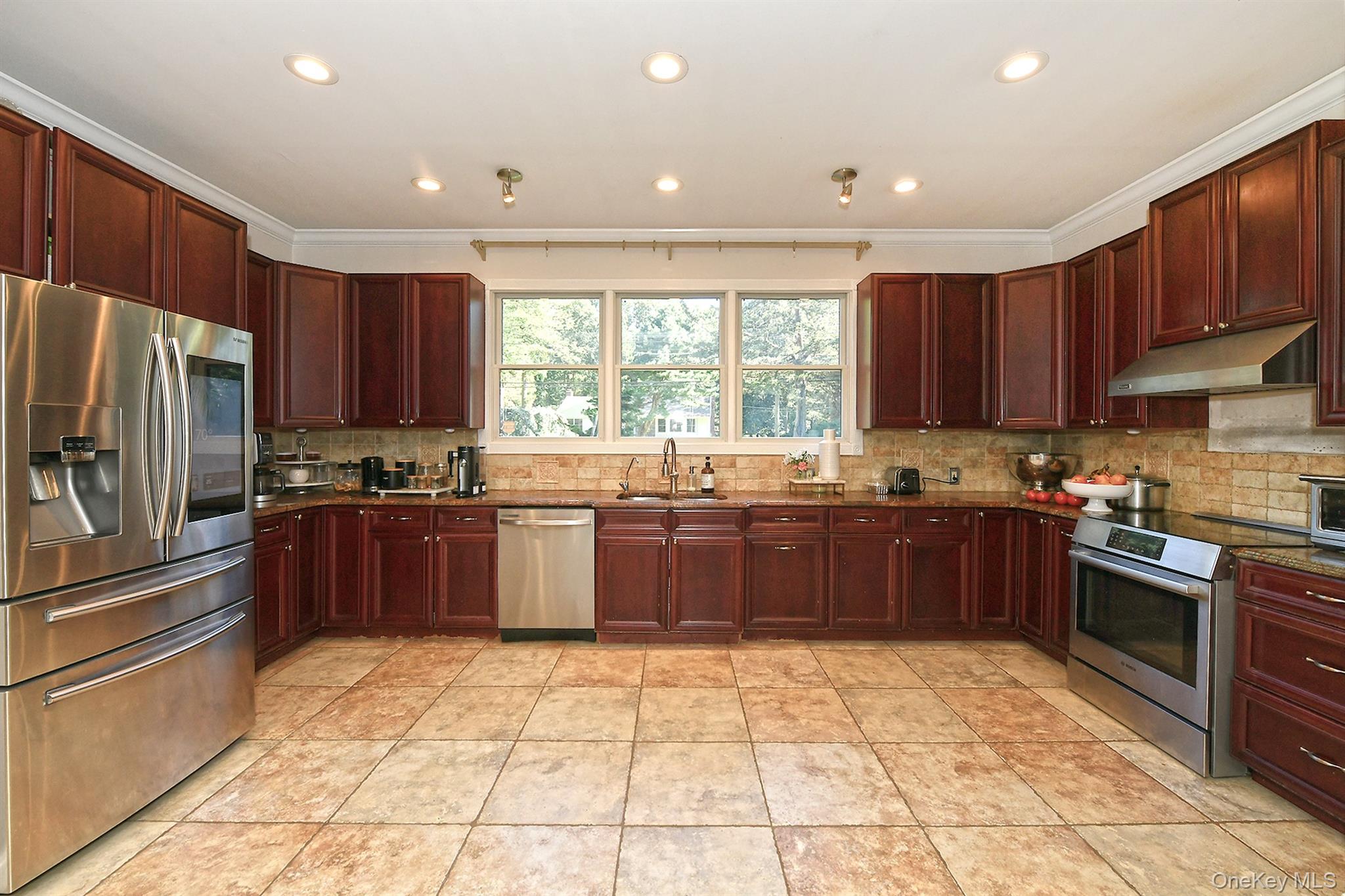 19 Sparrow Lane – For Sale photo 8