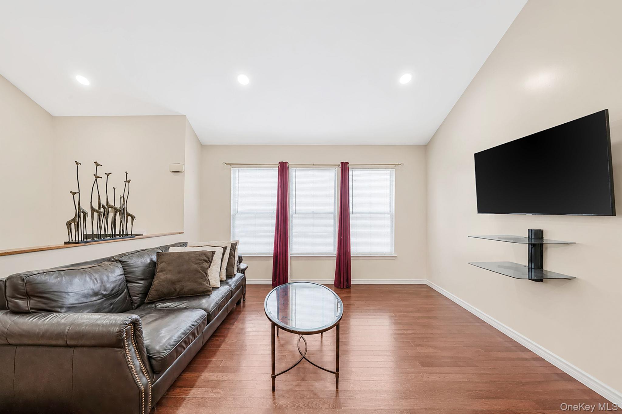 4 Witmer Court – For Sale photo 7
